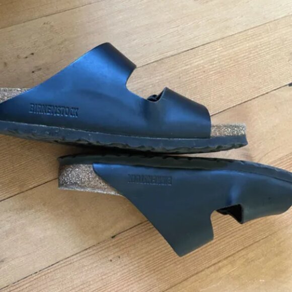 BIRKENSTOCK Arizona Sandals - Picture 5 of 8